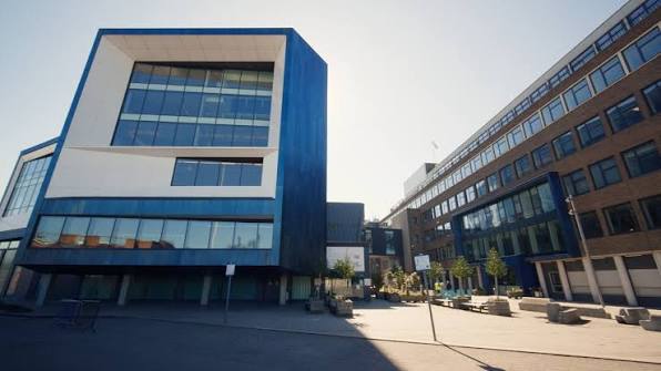 Buckinghamshire New University